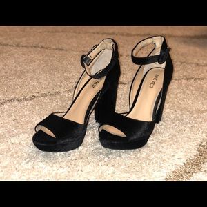 NINE WEST Mary Jane Suede Open Toe Pumps